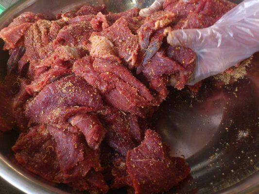 Dễ dàng ướp bò một nắng với công thức chuẩn Krông Pa